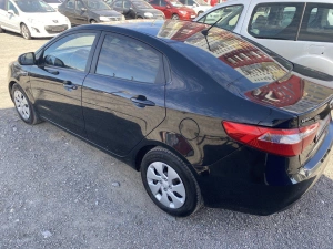 Kia Rio  седан