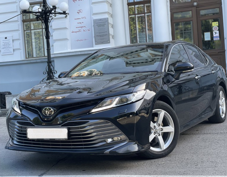 Toyota Camry 70