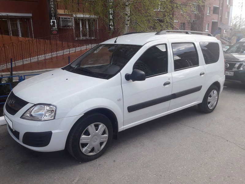LADA  Largus