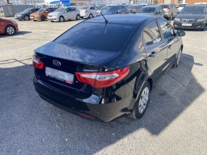 Kia Rio  седан